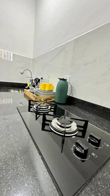 Apartamento Flat Quarto E Sala Praia Das Castanheiras Guarapari Exterior foto
